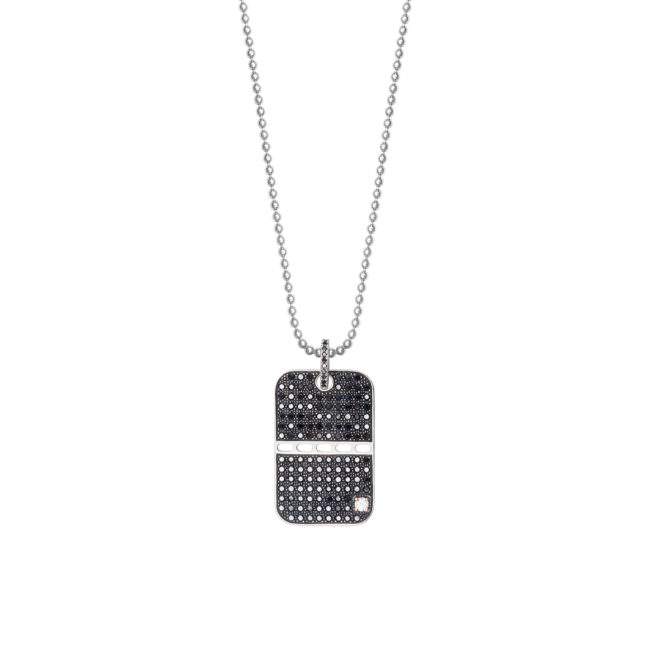 Collier plaque paving black zoomé en or gris